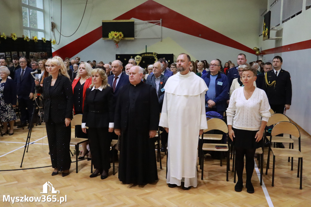 Fotorelacja II: Odsłonięcie Pomnika i Jubileusz ZS w Żarkach