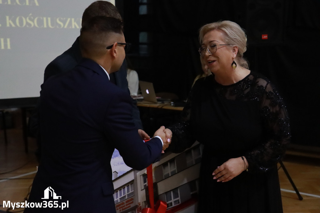 Fotorelacja II: Odsłonięcie Pomnika i Jubileusz ZS w Żarkach