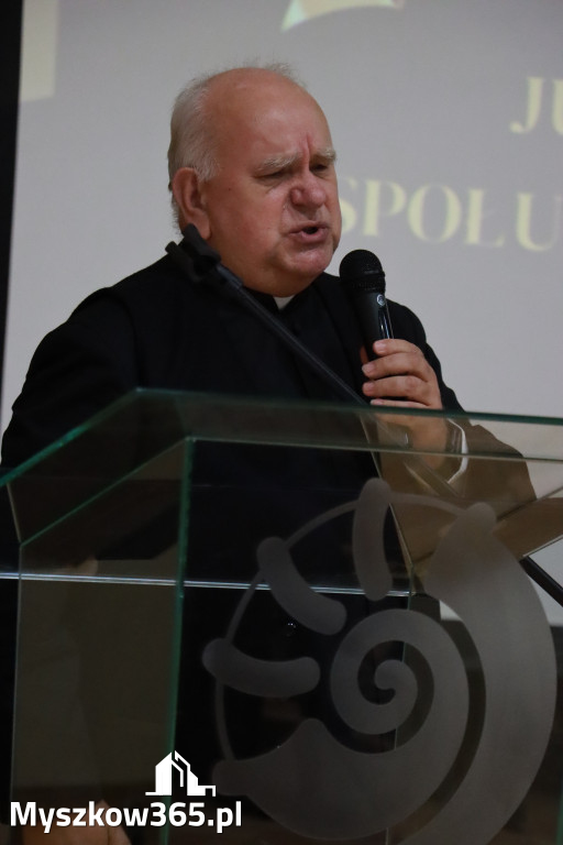Fotorelacja II: Odsłonięcie Pomnika i Jubileusz ZS w Żarkach