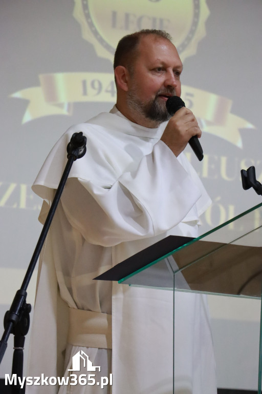 Fotorelacja II: Odsłonięcie Pomnika i Jubileusz ZS w Żarkach