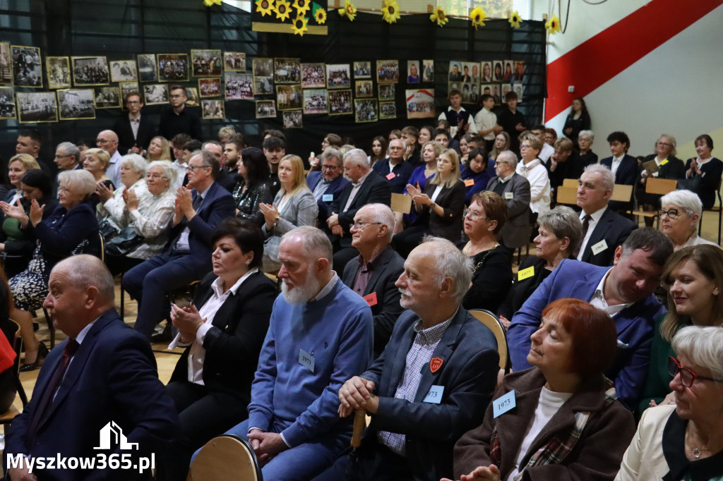 Fotorelacja II: Odsłonięcie Pomnika i Jubileusz ZS w Żarkach