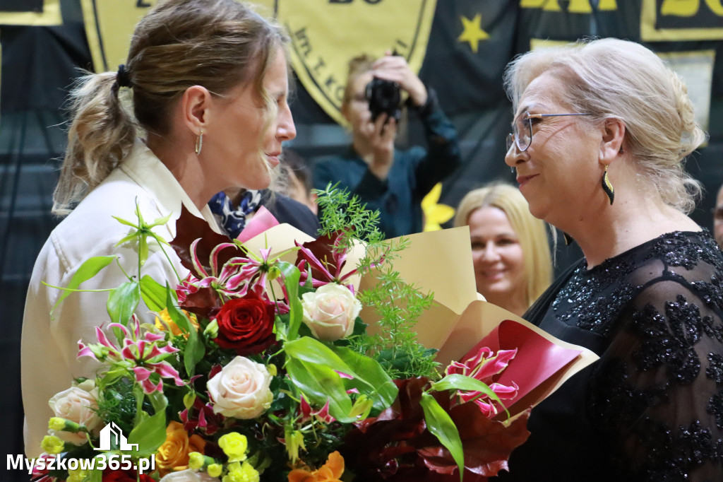 Fotorelacja II: Odsłonięcie Pomnika i Jubileusz ZS w Żarkach