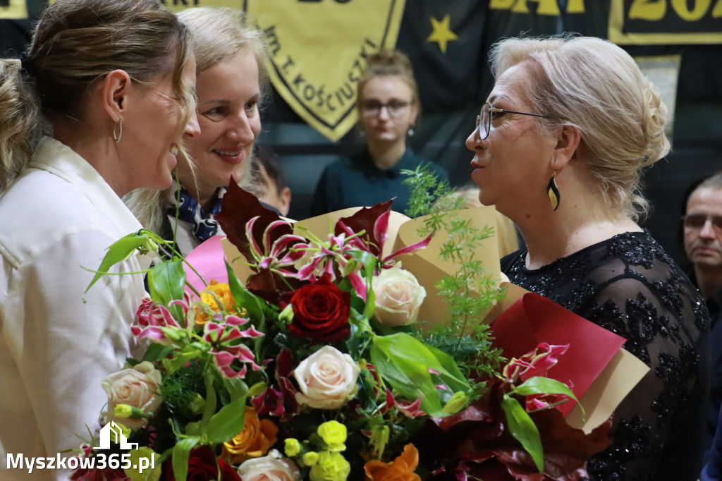 Fotorelacja II: Odsłonięcie Pomnika i Jubileusz ZS w Żarkach