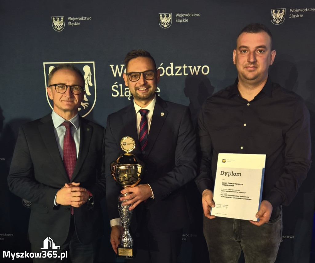 Zlot Ciągników i Samoróbek z Jaroszowa z nagrodą za Najlepsze Przedsięwzięcie Odnowy Wsi!