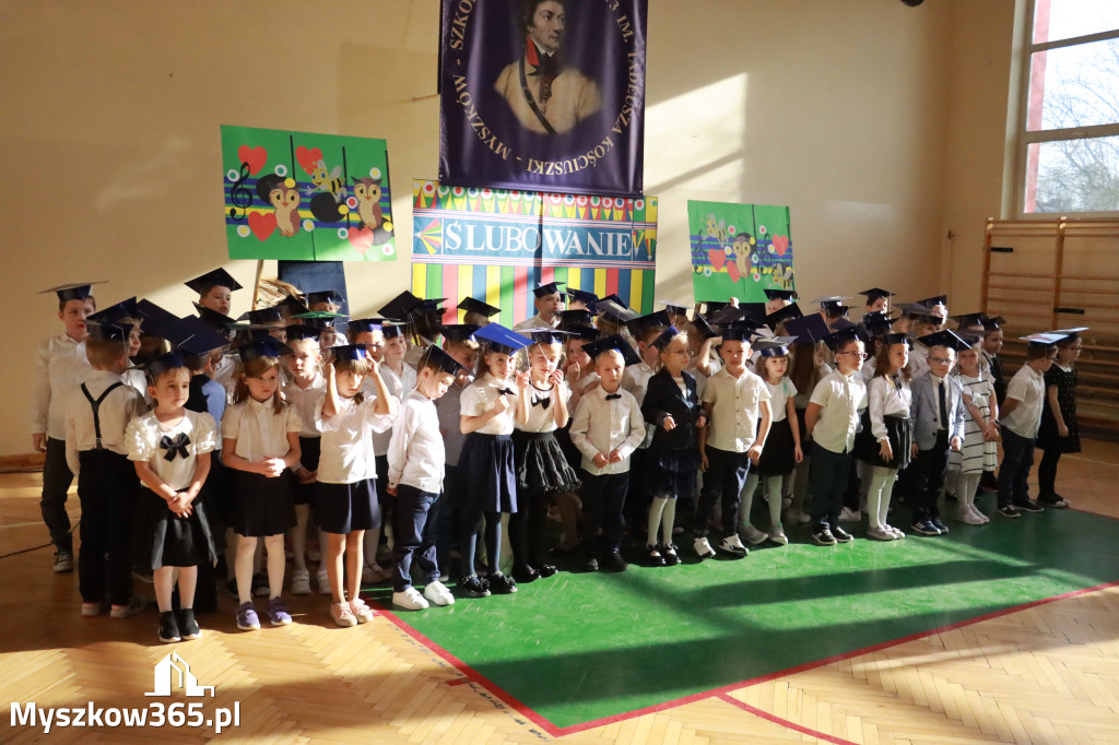 Fotorelacja: Ślubowania Pierwszoklasistów w Szkole Podstawowej nr3 w Myszkowie