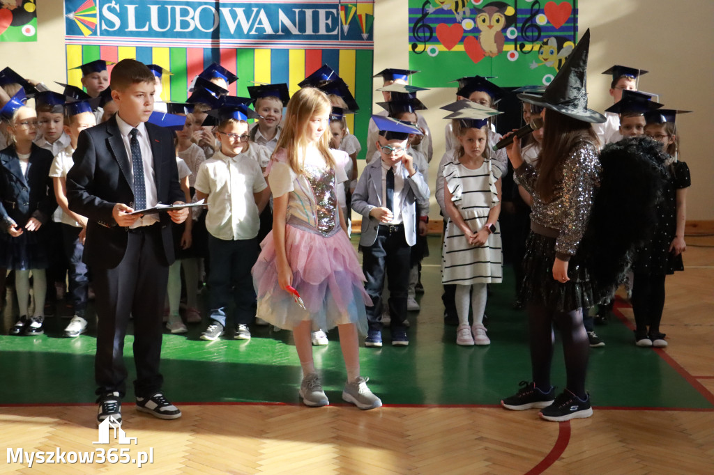 Fotorelacja: Ślubowania Pierwszoklasistów w Szkole Podstawowej nr3 w Myszkowie