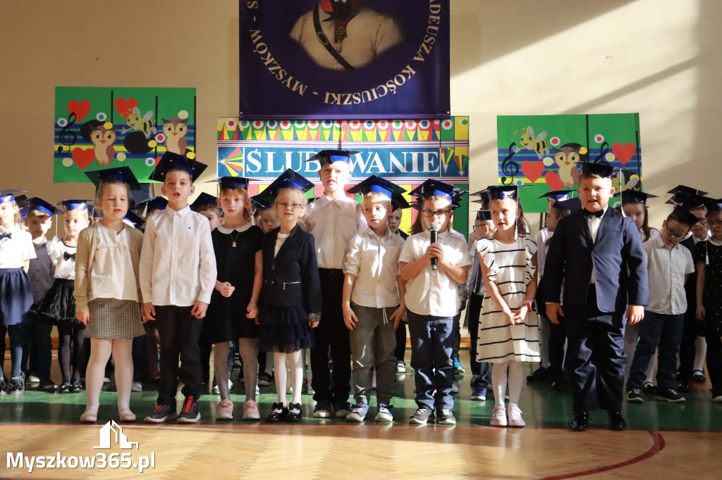 Fotorelacja: Ślubowania Pierwszoklasistów w Szkole Podstawowej nr3 w Myszkowie