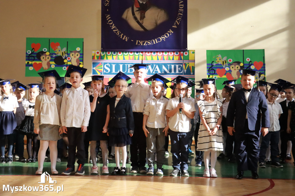 Fotorelacja: Ślubowania Pierwszoklasistów w Szkole Podstawowej nr3 w Myszkowie