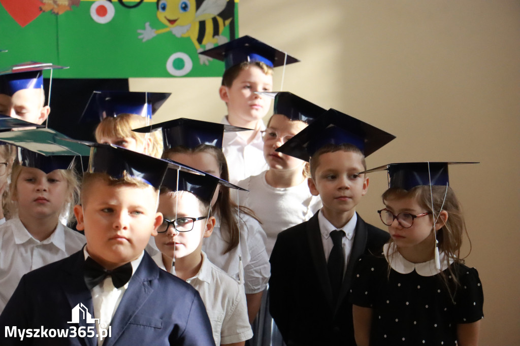 Fotorelacja: Ślubowania Pierwszoklasistów w Szkole Podstawowej nr3 w Myszkowie