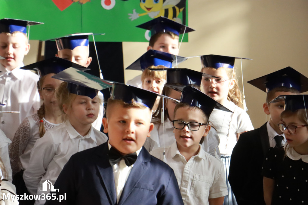 Fotorelacja: Ślubowania Pierwszoklasistów w Szkole Podstawowej nr3 w Myszkowie