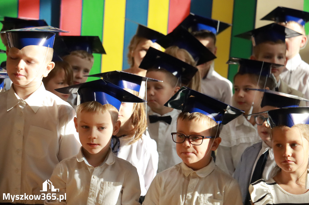 Fotorelacja: Ślubowania Pierwszoklasistów w Szkole Podstawowej nr3 w Myszkowie