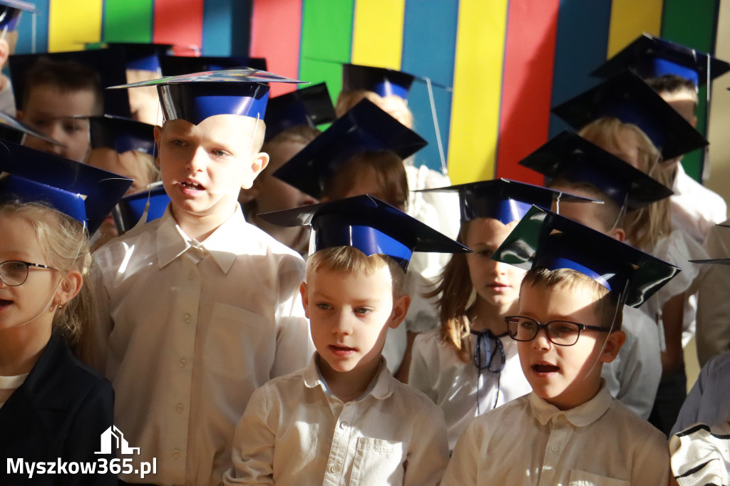 Fotorelacja: Ślubowania Pierwszoklasistów w Szkole Podstawowej nr3 w Myszkowie