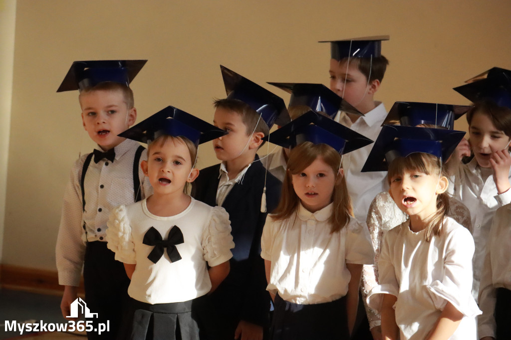 Fotorelacja: Ślubowania Pierwszoklasistów w Szkole Podstawowej nr3 w Myszkowie