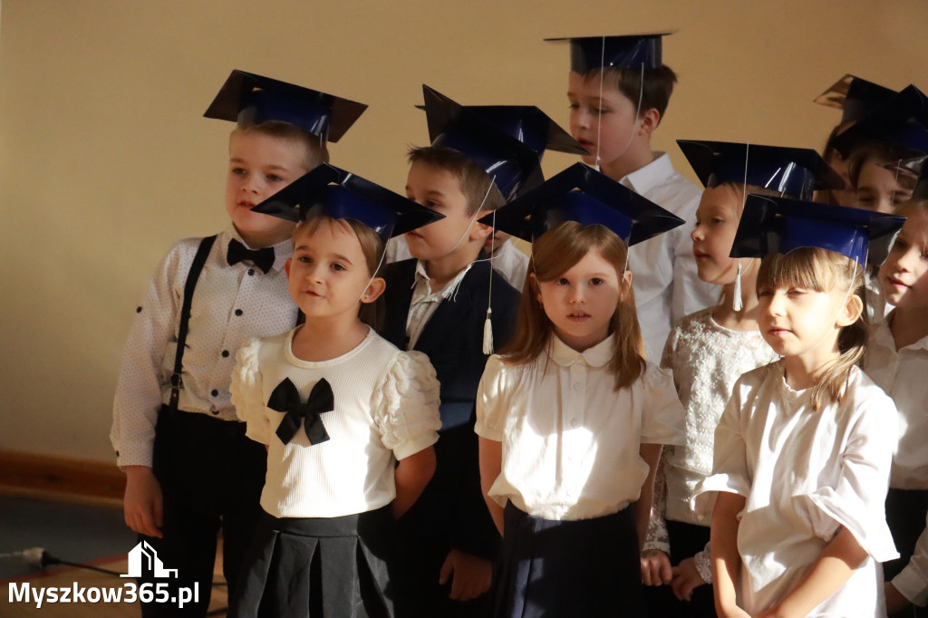 Fotorelacja: Ślubowania Pierwszoklasistów w Szkole Podstawowej nr3 w Myszkowie
