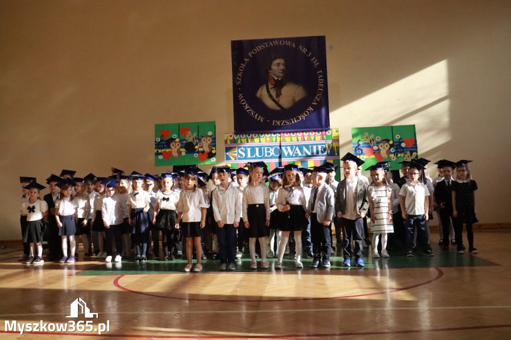 Fotorelacja: Ślubowania Pierwszoklasistów w Szkole Podstawowej nr3 w Myszkowie