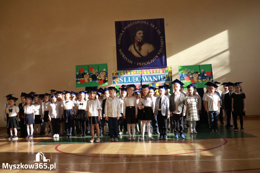 Fotorelacja: Ślubowania Pierwszoklasistów w Szkole Podstawowej nr3 w Myszkowie