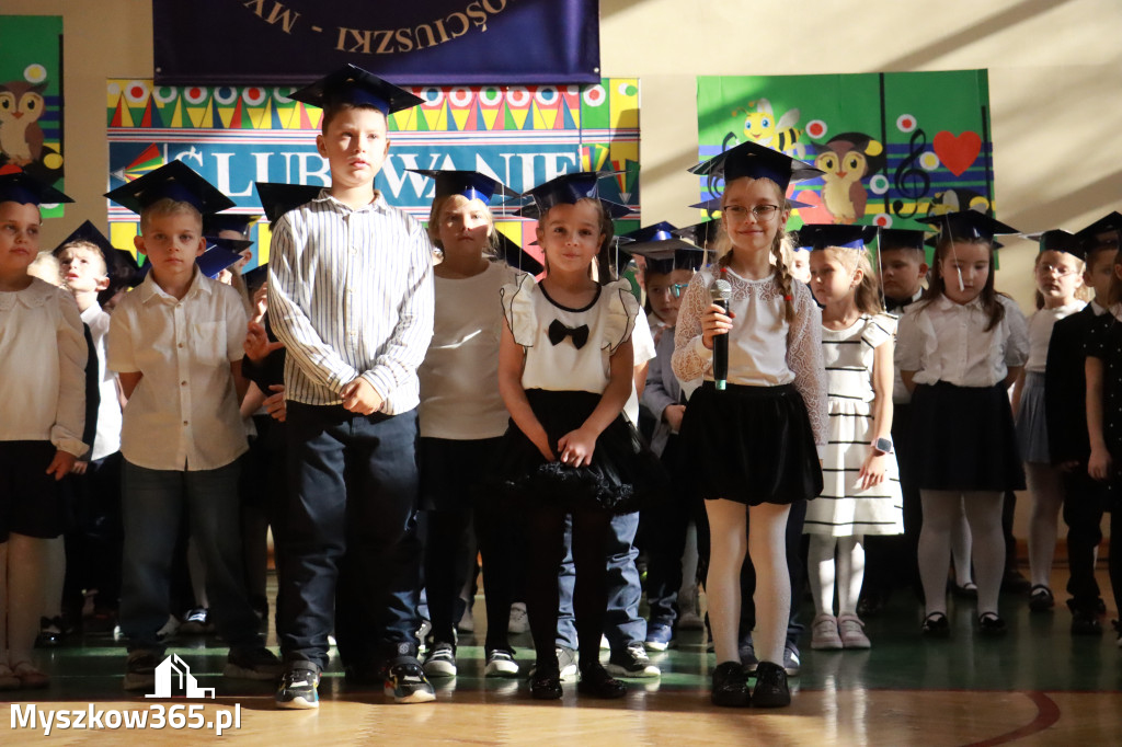 Fotorelacja: Ślubowania Pierwszoklasistów w Szkole Podstawowej nr3 w Myszkowie