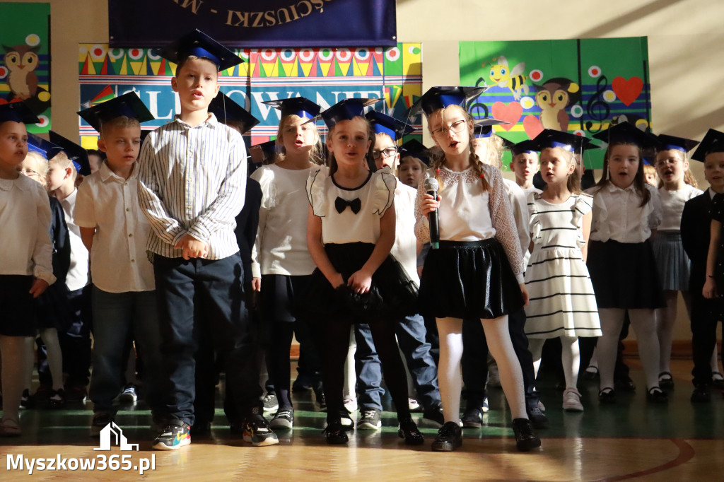 Fotorelacja: Ślubowania Pierwszoklasistów w Szkole Podstawowej nr3 w Myszkowie