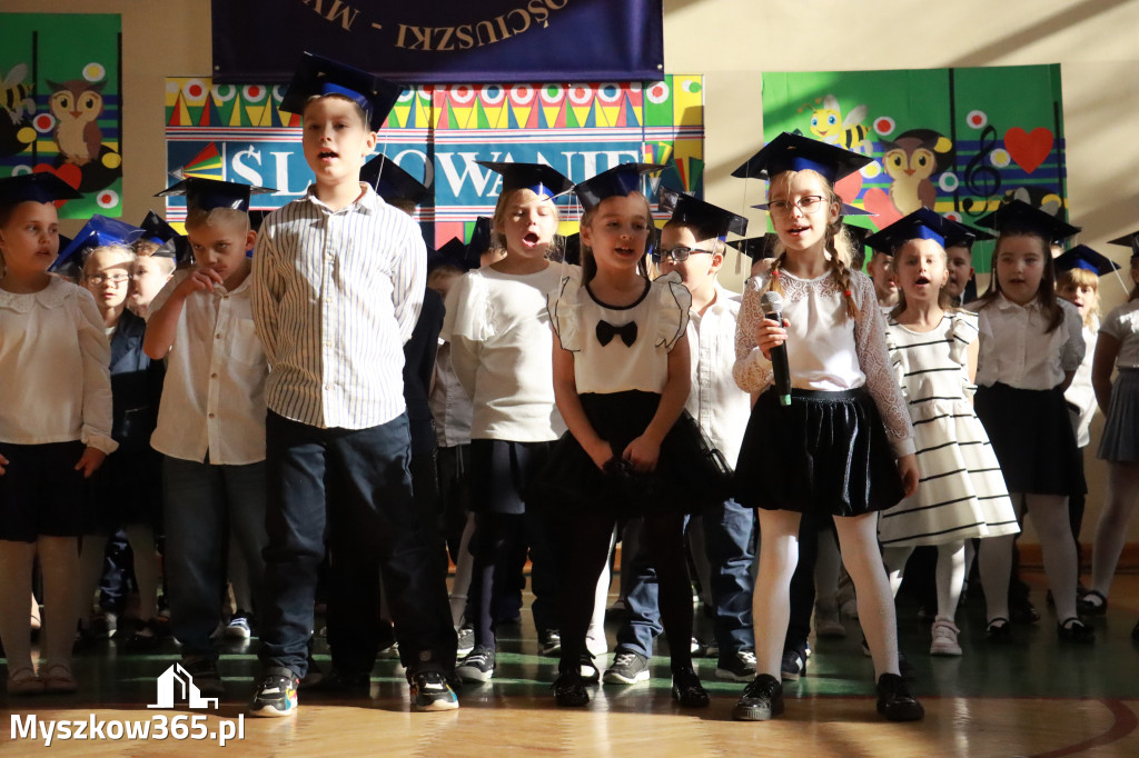 Fotorelacja: Ślubowania Pierwszoklasistów w Szkole Podstawowej nr3 w Myszkowie