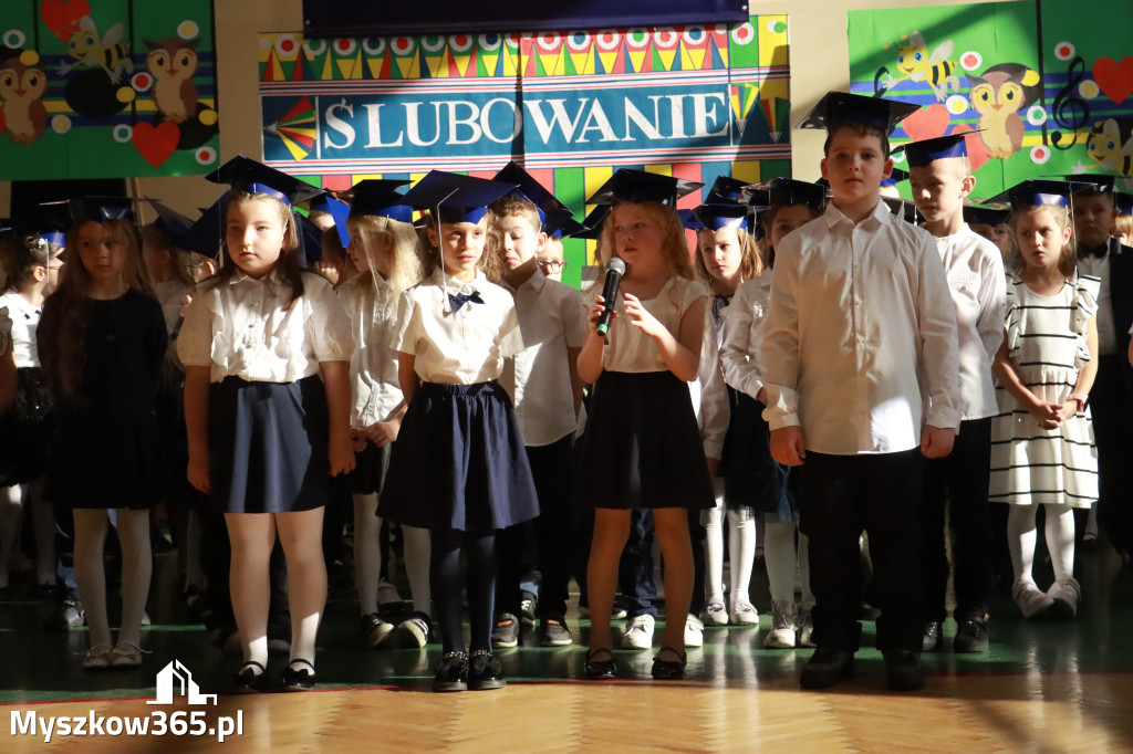 Fotorelacja: Ślubowania Pierwszoklasistów w Szkole Podstawowej nr3 w Myszkowie
