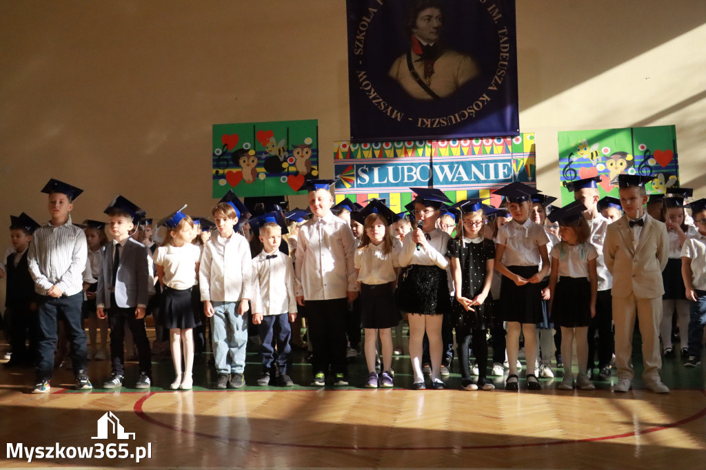 Fotorelacja: Ślubowania Pierwszoklasistów w Szkole Podstawowej nr3 w Myszkowie