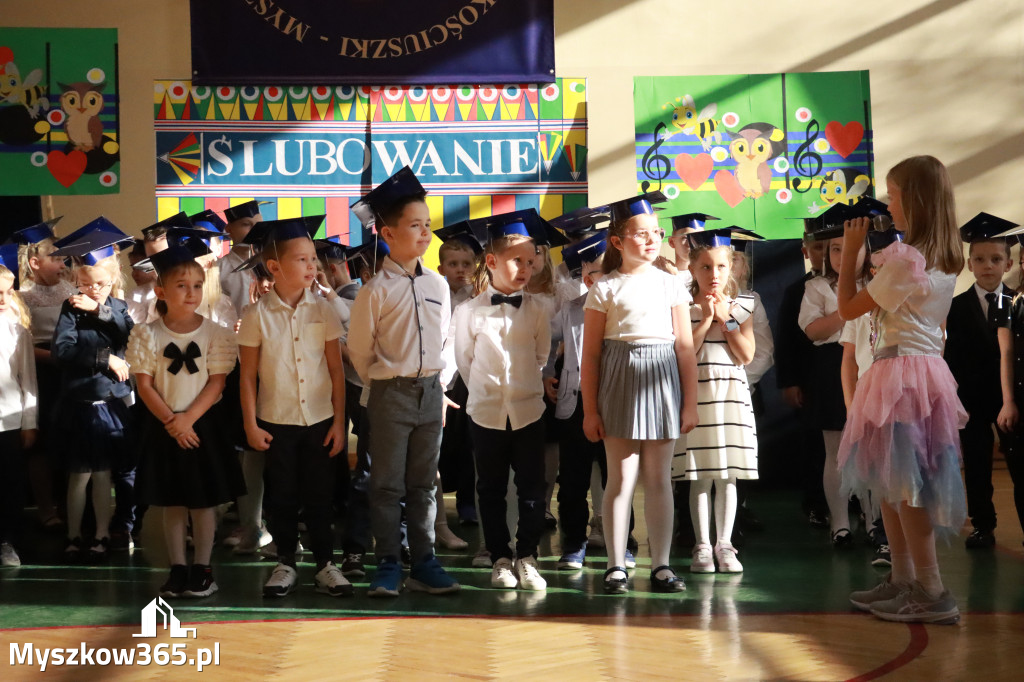 Fotorelacja: Ślubowania Pierwszoklasistów w Szkole Podstawowej nr3 w Myszkowie