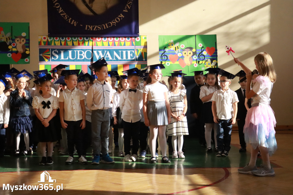 Fotorelacja: Ślubowania Pierwszoklasistów w Szkole Podstawowej nr3 w Myszkowie