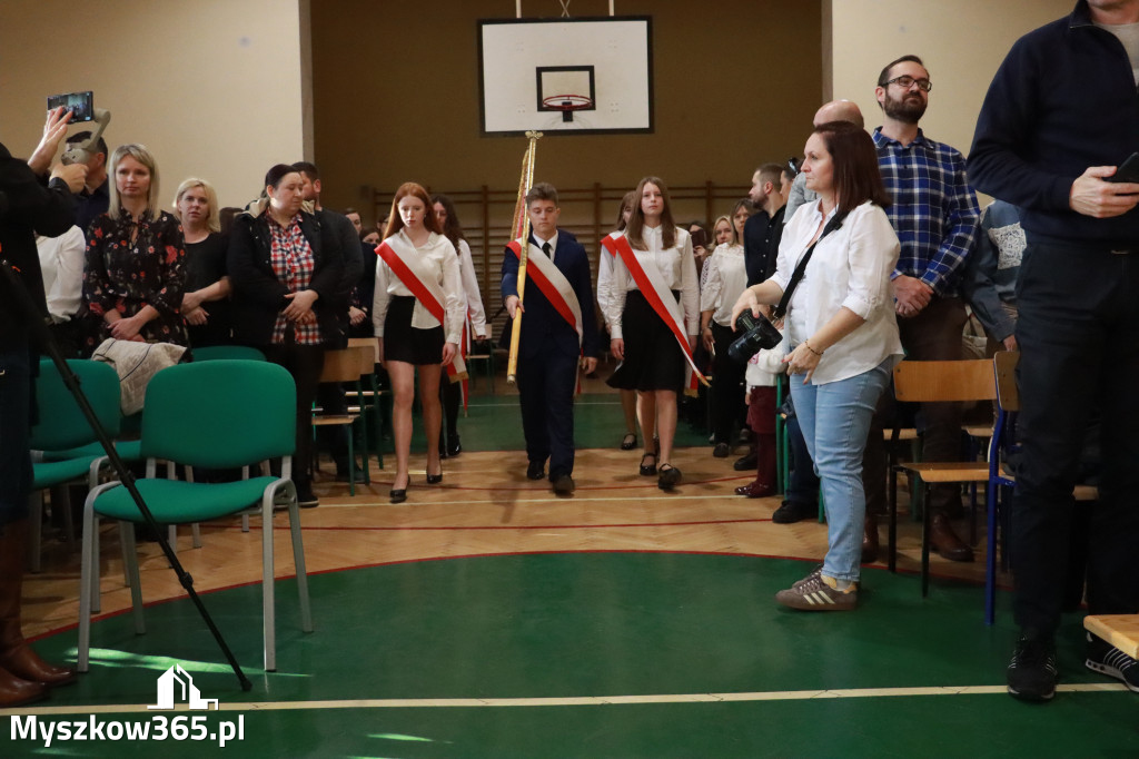 Fotorelacja: Ślubowania Pierwszoklasistów w Szkole Podstawowej nr3 w Myszkowie