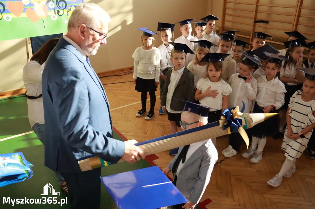 Fotorelacja: Ślubowania Pierwszoklasistów w Szkole Podstawowej nr3 w Myszkowie