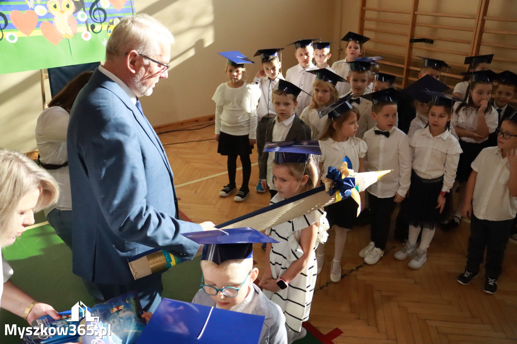 Fotorelacja: Ślubowania Pierwszoklasistów w Szkole Podstawowej nr3 w Myszkowie