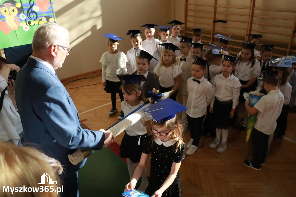Fotorelacja: Ślubowania Pierwszoklasistów w Szkole Podstawowej nr3 w Myszkowie