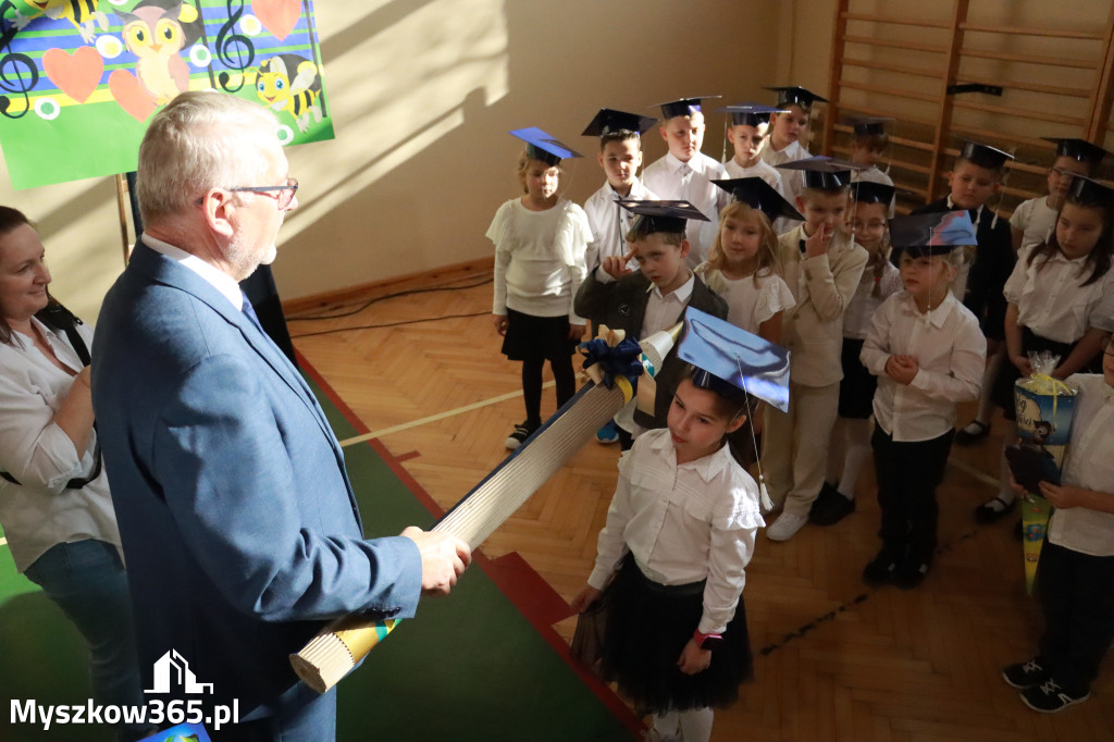 Fotorelacja: Ślubowania Pierwszoklasistów w Szkole Podstawowej nr3 w Myszkowie