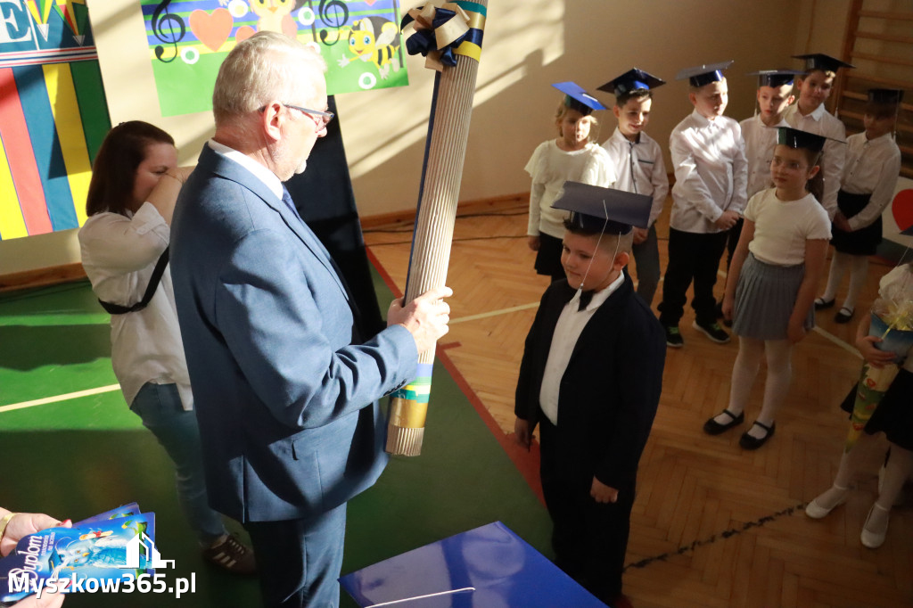 Fotorelacja: Ślubowania Pierwszoklasistów w Szkole Podstawowej nr3 w Myszkowie