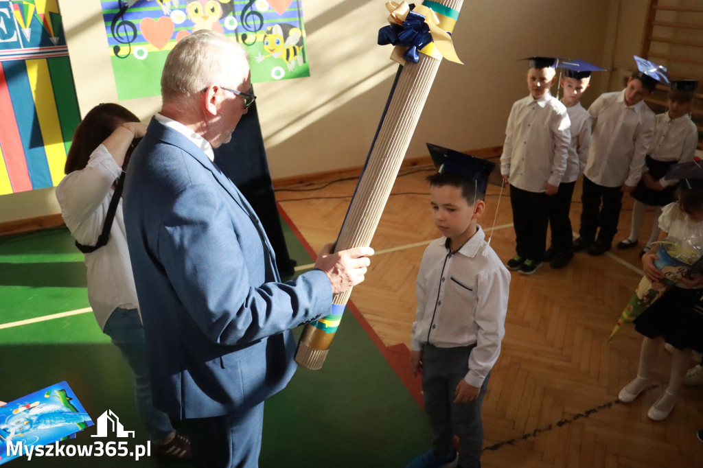 Fotorelacja: Ślubowania Pierwszoklasistów w Szkole Podstawowej nr3 w Myszkowie