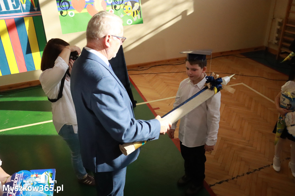 Fotorelacja: Ślubowania Pierwszoklasistów w Szkole Podstawowej nr3 w Myszkowie