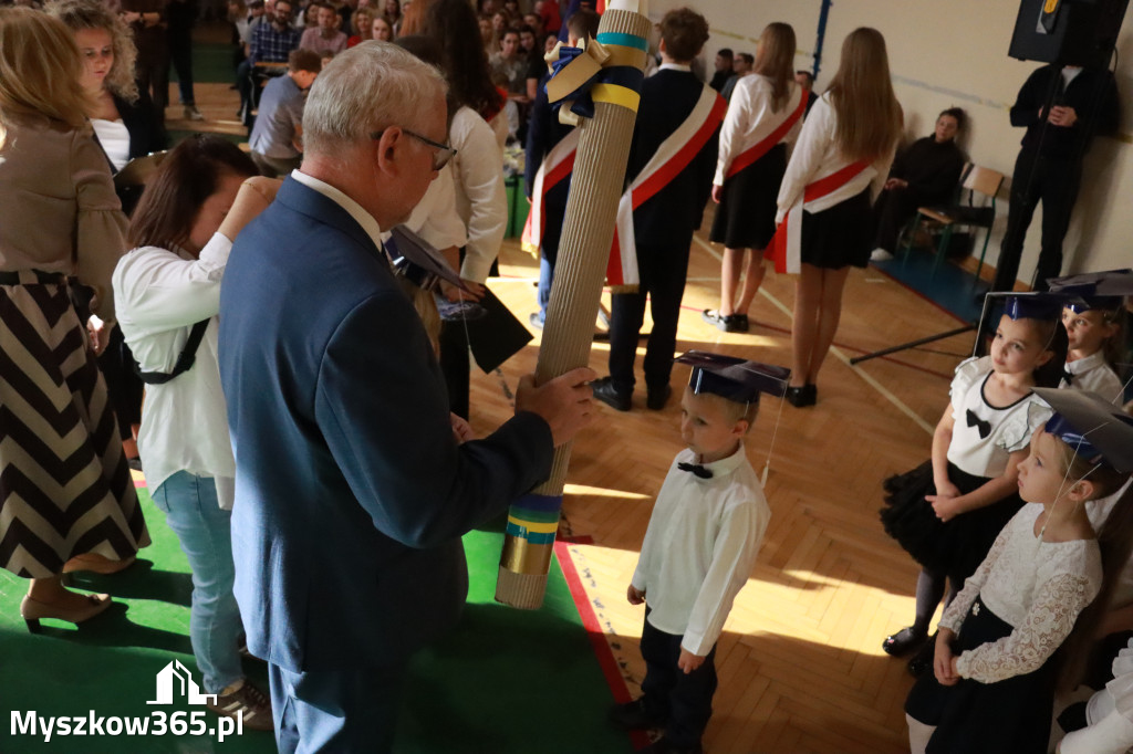 Fotorelacja: Ślubowania Pierwszoklasistów w Szkole Podstawowej nr3 w Myszkowie