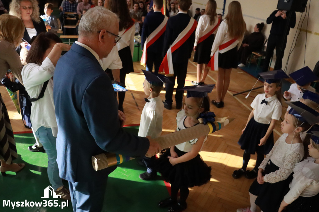 Fotorelacja: Ślubowania Pierwszoklasistów w Szkole Podstawowej nr3 w Myszkowie