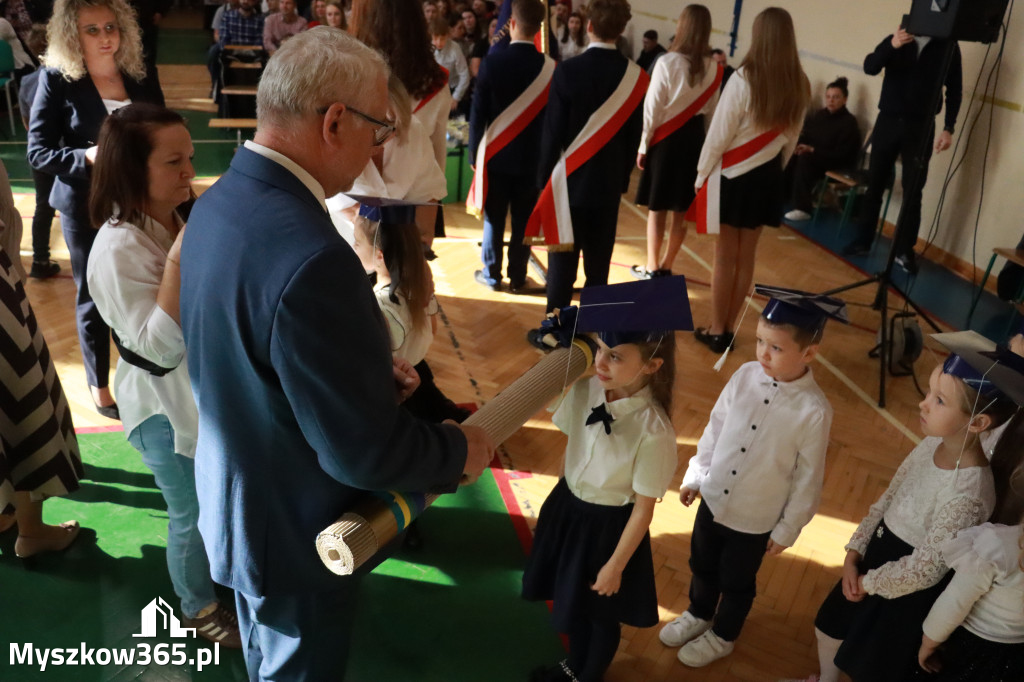 Fotorelacja: Ślubowania Pierwszoklasistów w Szkole Podstawowej nr3 w Myszkowie
