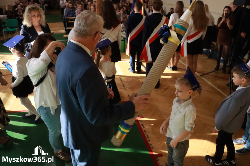 Fotorelacja: Ślubowania Pierwszoklasistów w Szkole Podstawowej nr3 w Myszkowie