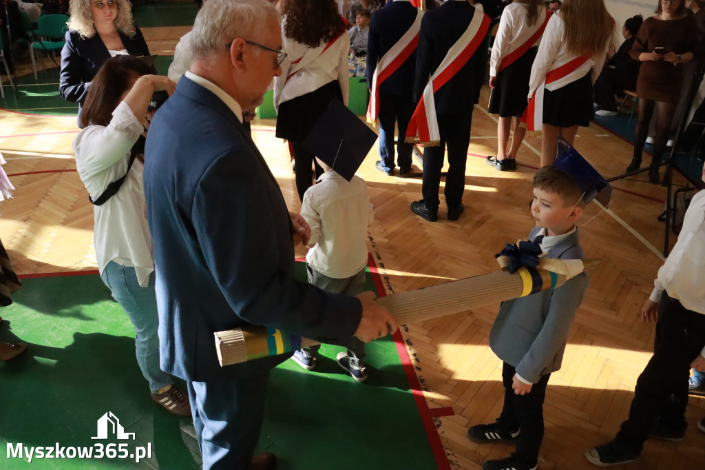 Fotorelacja: Ślubowania Pierwszoklasistów w Szkole Podstawowej nr3 w Myszkowie