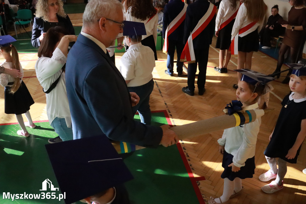 Fotorelacja: Ślubowania Pierwszoklasistów w Szkole Podstawowej nr3 w Myszkowie