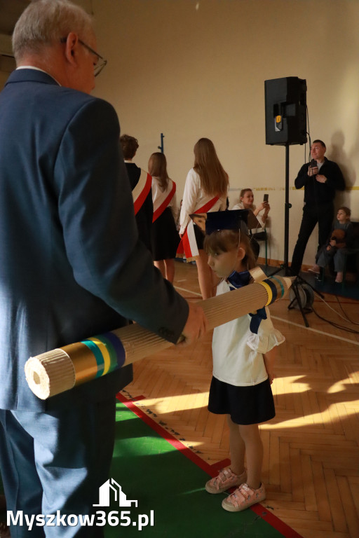 Fotorelacja: Ślubowania Pierwszoklasistów w Szkole Podstawowej nr3 w Myszkowie