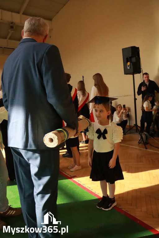 Fotorelacja: Ślubowania Pierwszoklasistów w Szkole Podstawowej nr3 w Myszkowie