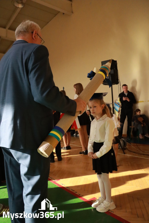 Fotorelacja: Ślubowania Pierwszoklasistów w Szkole Podstawowej nr3 w Myszkowie