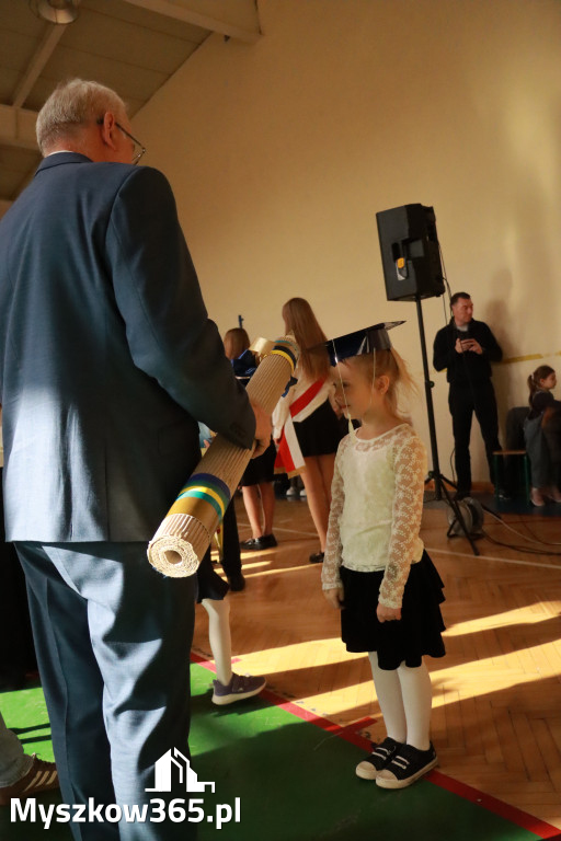 Fotorelacja: Ślubowania Pierwszoklasistów w Szkole Podstawowej nr3 w Myszkowie