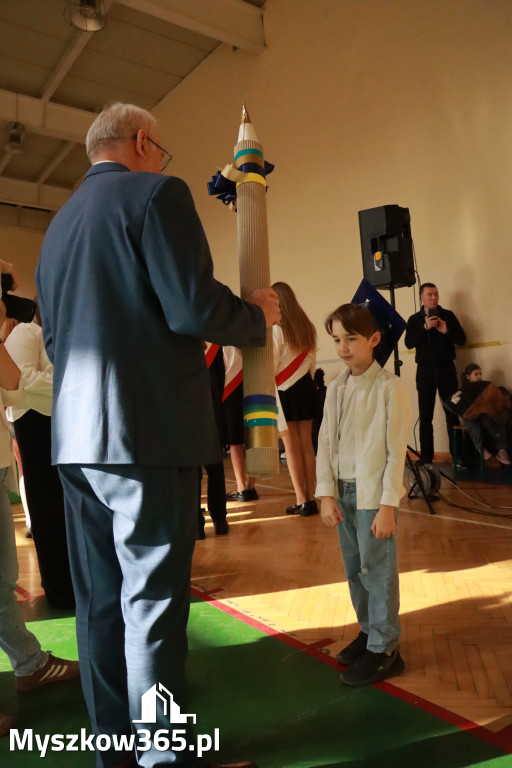 Fotorelacja: Ślubowania Pierwszoklasistów w Szkole Podstawowej nr3 w Myszkowie