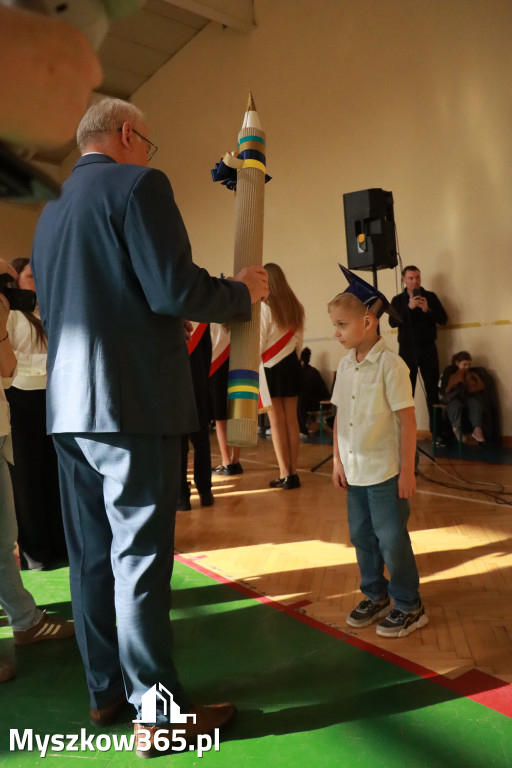 Fotorelacja: Ślubowania Pierwszoklasistów w Szkole Podstawowej nr3 w Myszkowie