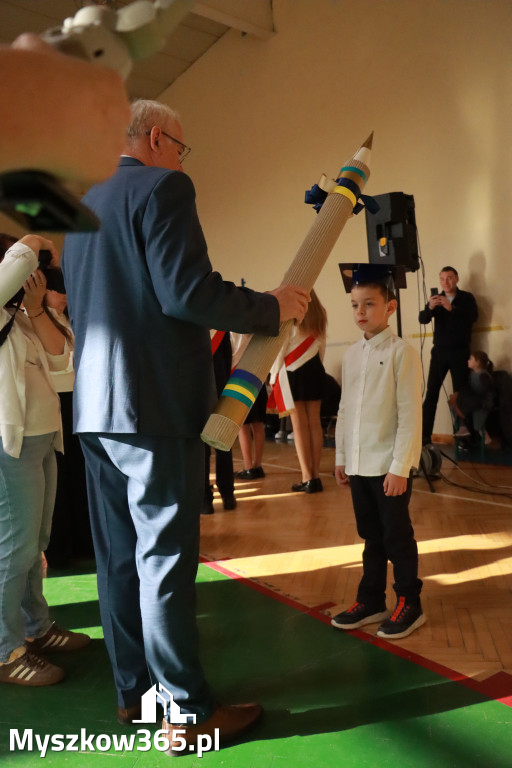 Fotorelacja: Ślubowania Pierwszoklasistów w Szkole Podstawowej nr3 w Myszkowie