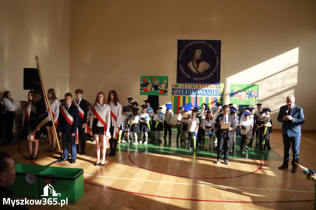 Fotorelacja: Ślubowania Pierwszoklasistów w Szkole Podstawowej nr3 w Myszkowie
