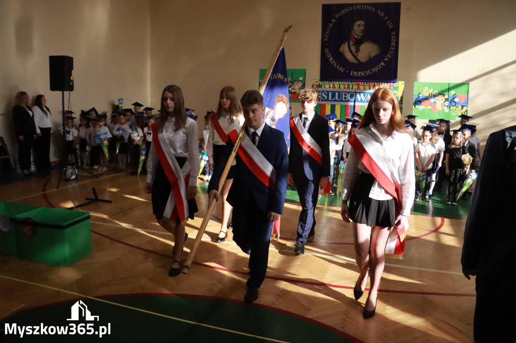 Fotorelacja: Ślubowania Pierwszoklasistów w Szkole Podstawowej nr3 w Myszkowie